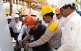 آغاز عملیات نصب و راه‌اندازی رآکتور اوره شرکت پتروشیمی هنگام با حضور شریعتمداری
